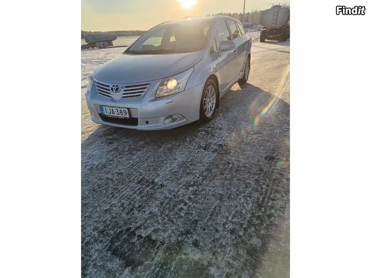 Säljes Toyota Avensis