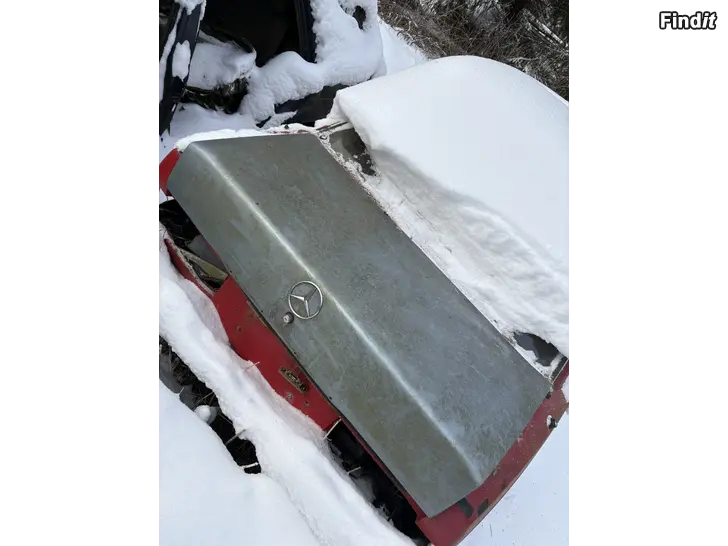 Säljes w201 baklucka