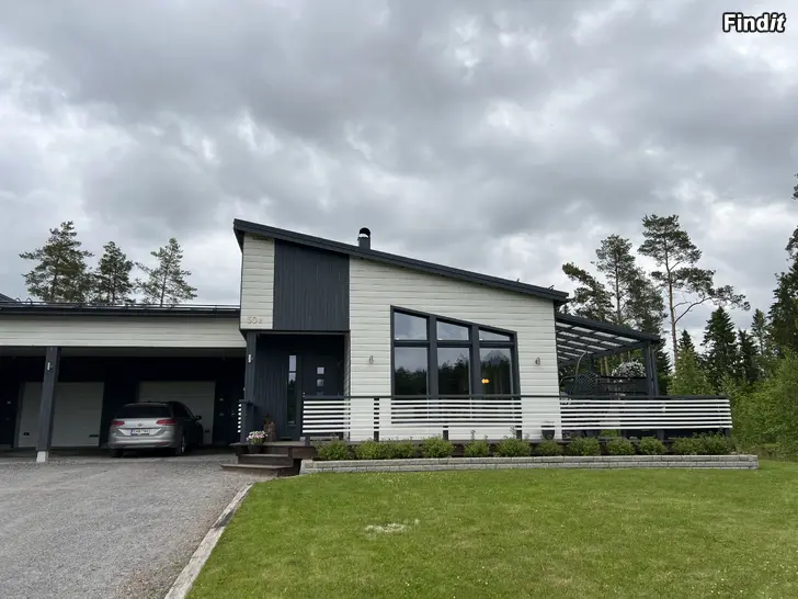 Säljes Parhus i Lepplax