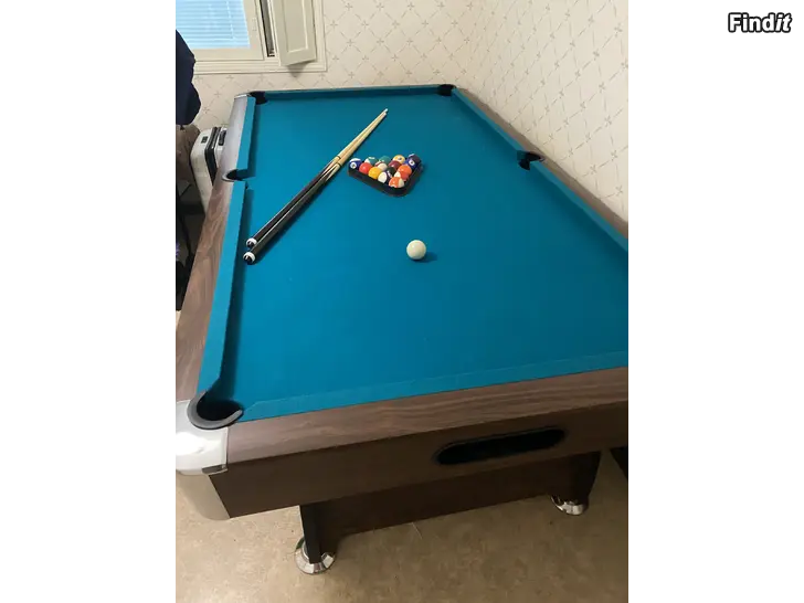 Myydään 9 inch pool table
