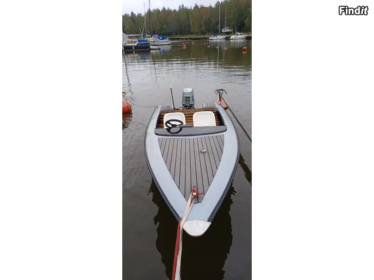 Säljes Rais sport 430 båt