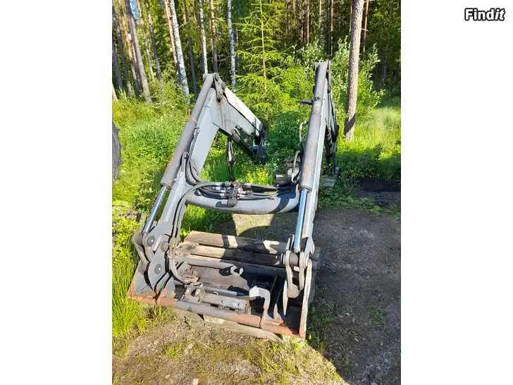 Myydään Quicke 45
