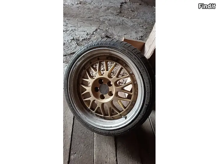 Myydään Ylimääräsiä vanteita