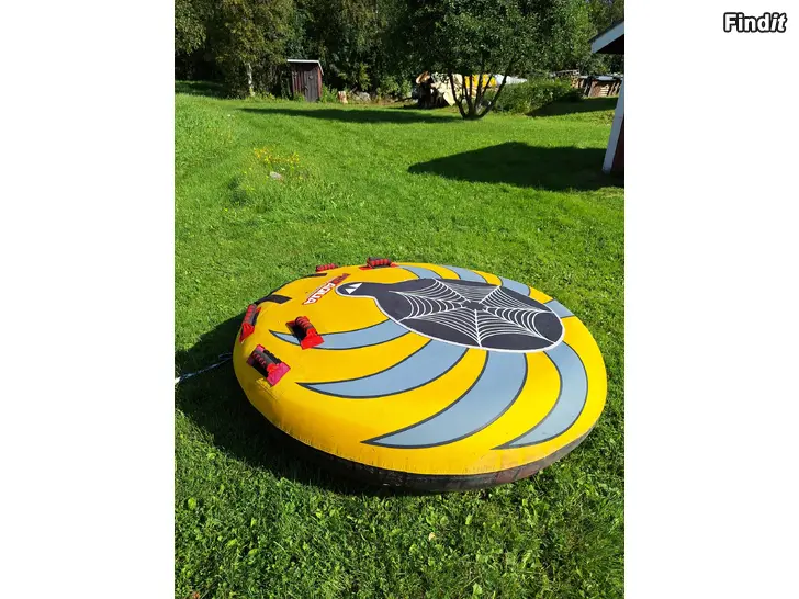 Säljes Säljes vattenleksak till båt