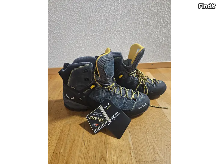 Säljes Vandringskängor Salewa goretex