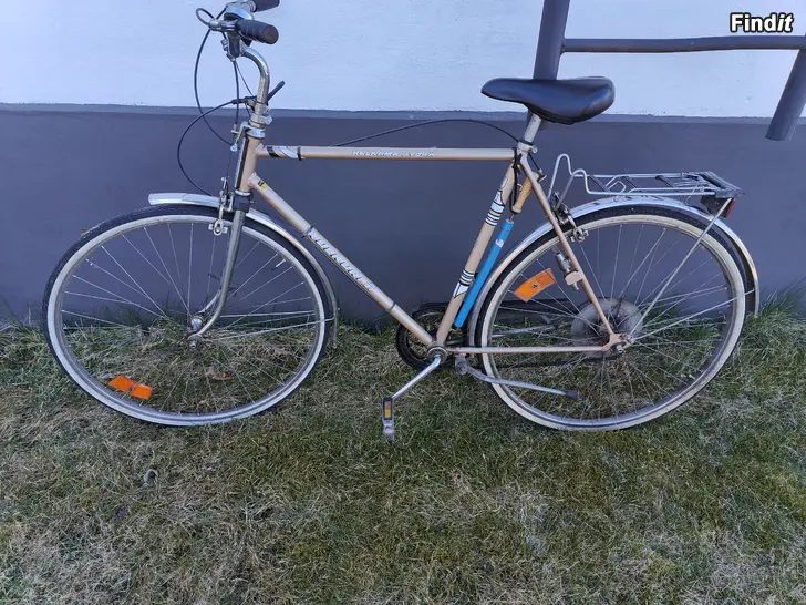 Säljes Helkama cykel