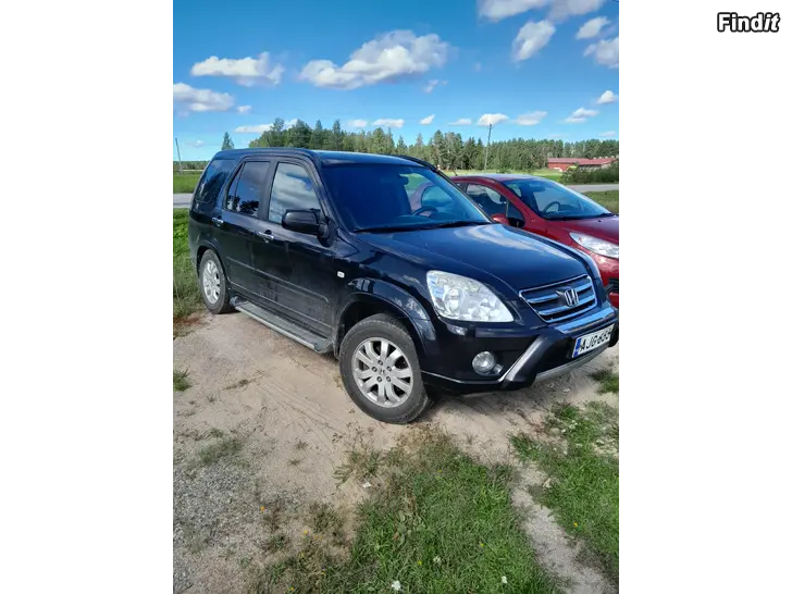 Myydään Honda CRV 2.2 diesel  moottori savuttaa