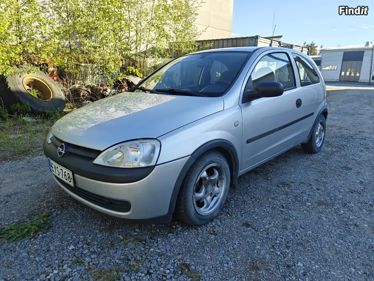 Myydään Opel Corsa 1,7 2002 paketbils registrerad