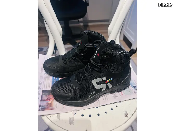 Säljes Rukka dubbskor