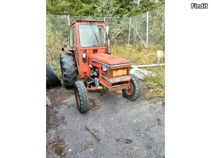 Myydään Zetor 3511