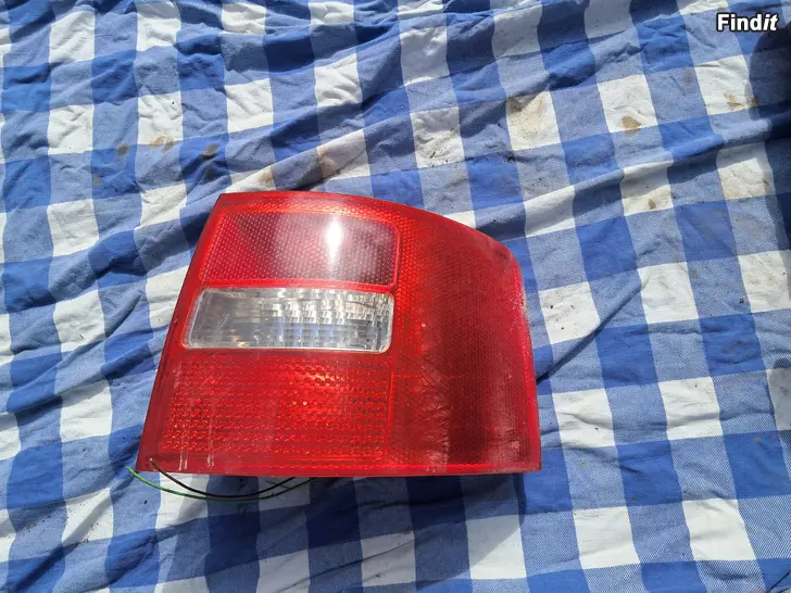 Myydään Audi A6 C5 Takavalo Oikea