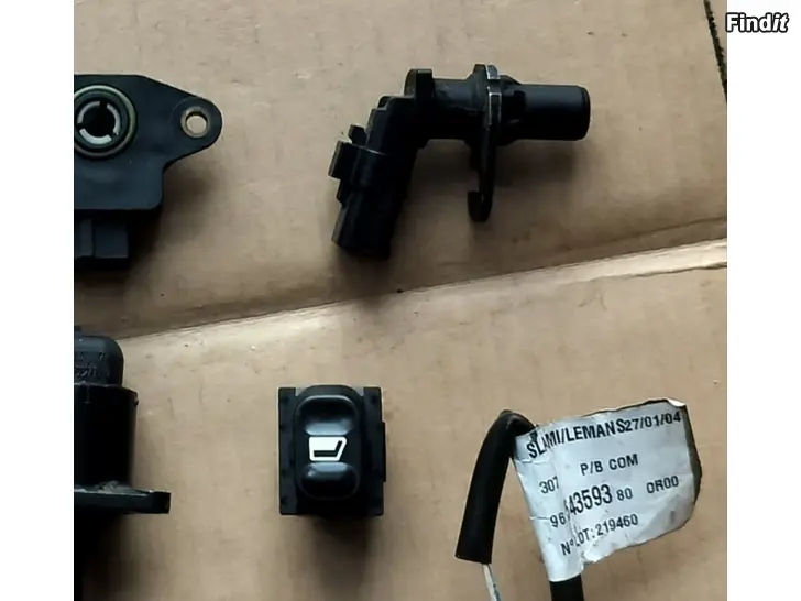 Myydään Lasinnostimen kytkin kampiakselinanturi