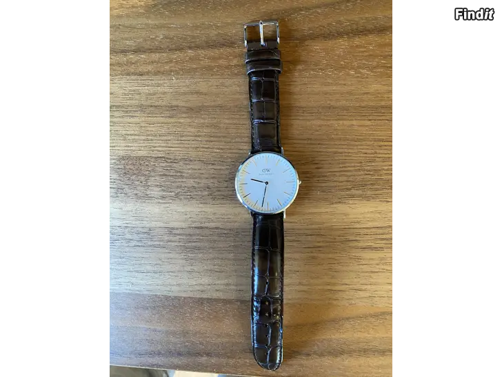 Myydään Herrklocka Daniel Wellington