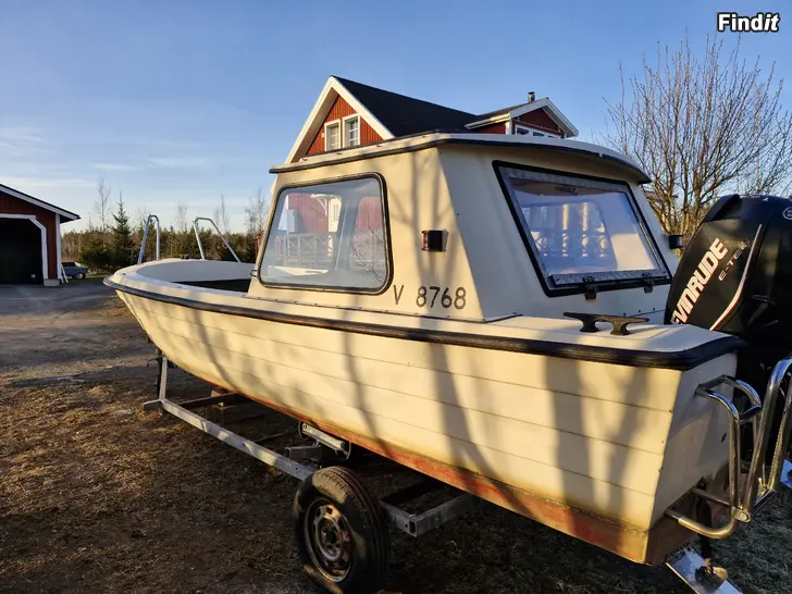 Säljes Uttern 560 med Evinrude E-tec 50hk