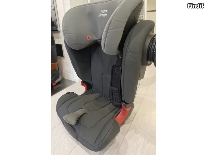 Myydään Britax Römer kidfix II xp sict
