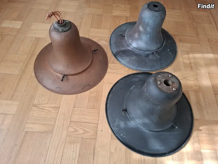 Säljes Gamla gatulampor som kan bli fina taklampor