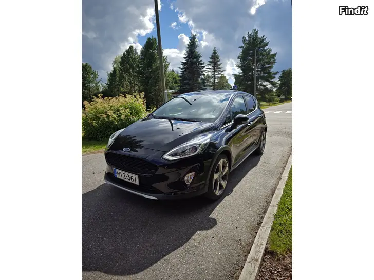 Myydään Ford Fiesta Active III automaatti
