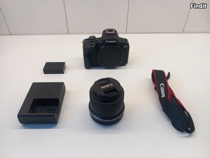 Säljes Canon Eos R50 järjestelmäkamera + 18-45mm objektiivi