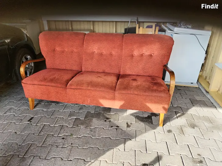 Myydään RETROSOHVA