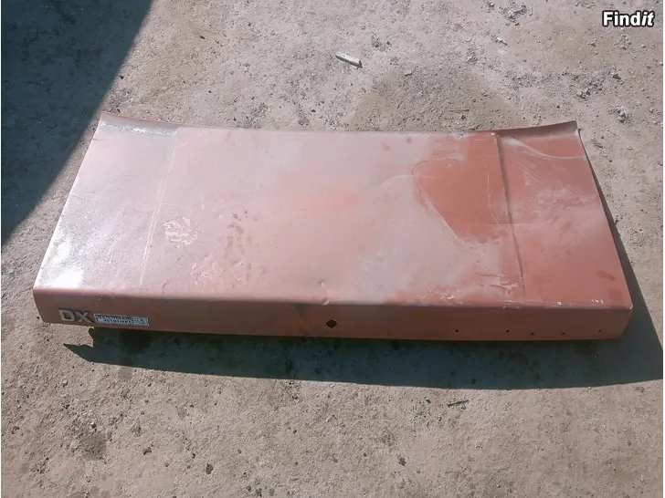 Myydään Toyota Corolla DX takaluukku