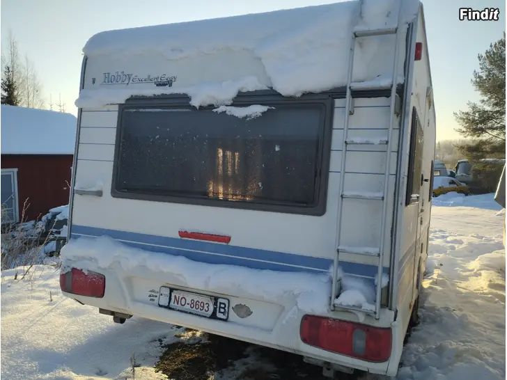 Säljes Hobby kori,ilman alustaa