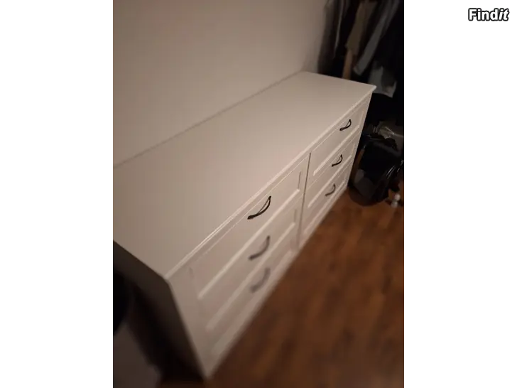 Säljes Ikea Songesand Byrå