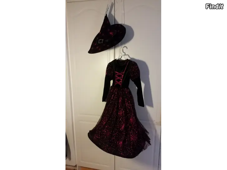 Myydään Halloween noidan hämähäkki vannemekko ja hattu -hinta 14e