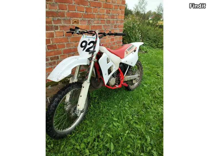 Säljes Säljes en Yamaha Yz 125 från 1992