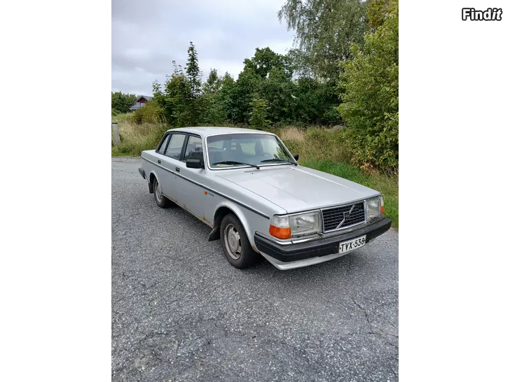 Säljes Volvo 240 myydään/säljes
