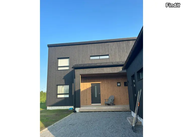 Säljes Parhus i vikarholmen