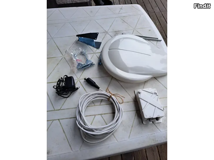 Myydään Caravan tv antenni