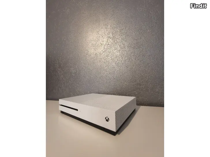 Säljes Xbox One S + 6 spel säljes