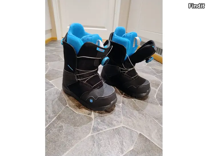 Säljes Snowboardskor