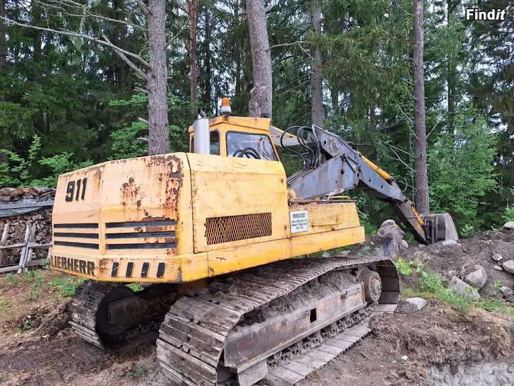 Myydään Liebherr 911