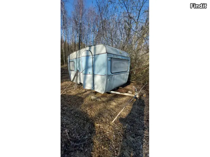 Säljes Gammal husvagn säljes - renoveringsobjekt - projekt