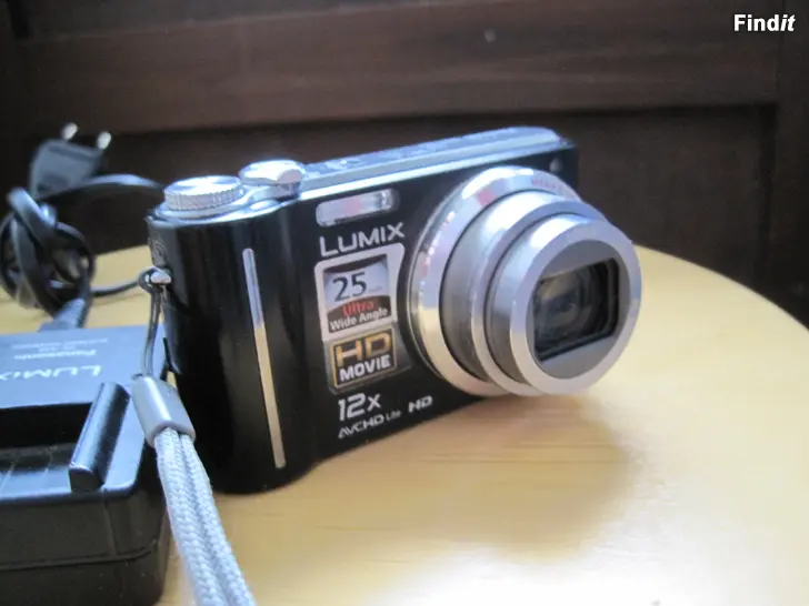 Myydään Panasonic Lumix DMC-7. Kamera