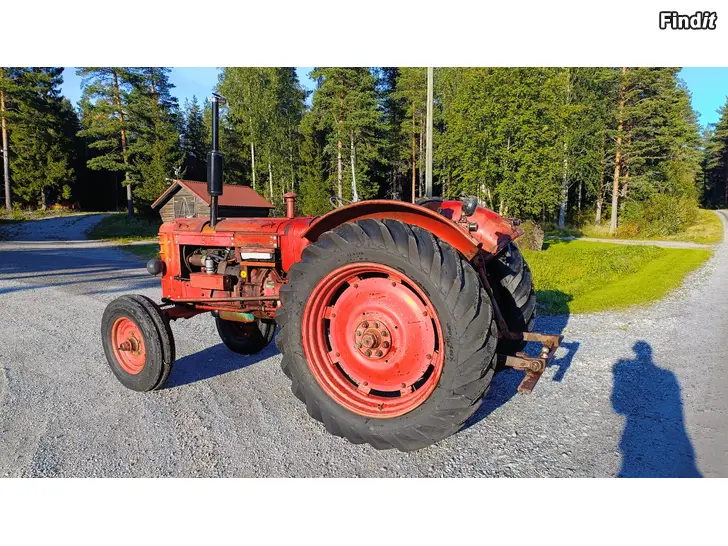 Säljes Volvo BM 350 veterantraktor till salu