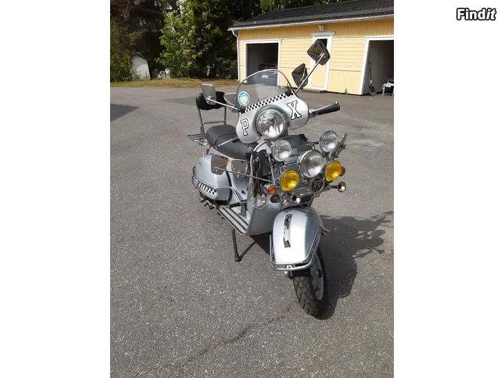 Myydään VESPA PX 150