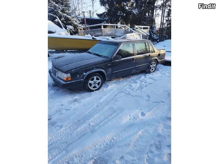 Myydään Volvo 760