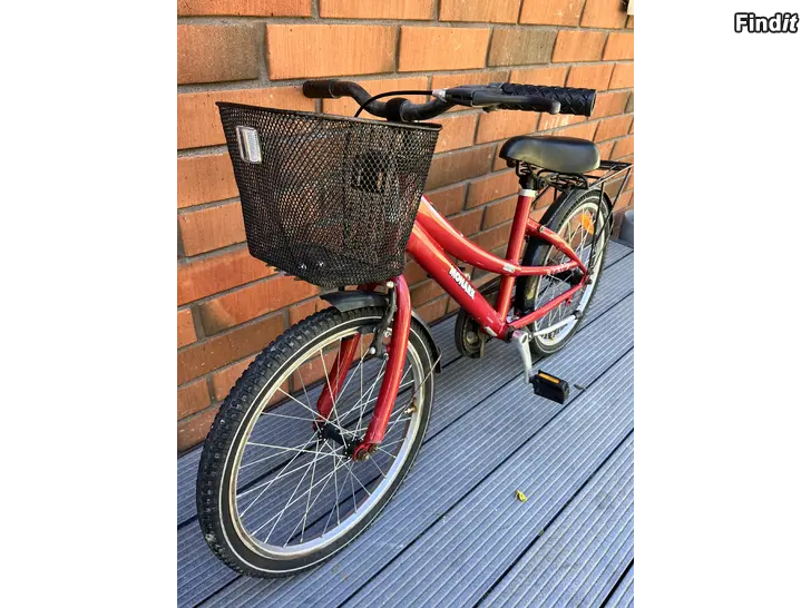 Säljes Säljes Röd Monark cykel 20