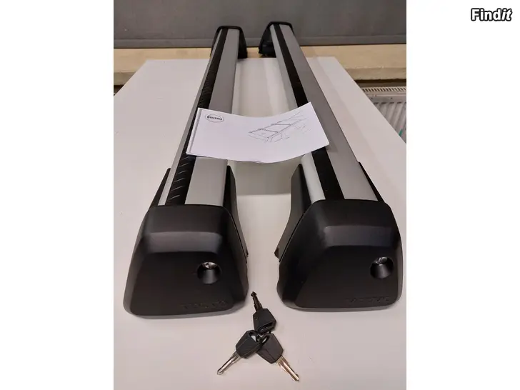 Myydään Volvo XC60 mk2 OEM Kattotelineet/Takräcke 32270144 vm 2018