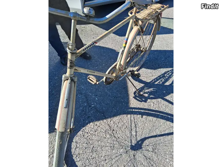 Säljes Vanha crecent