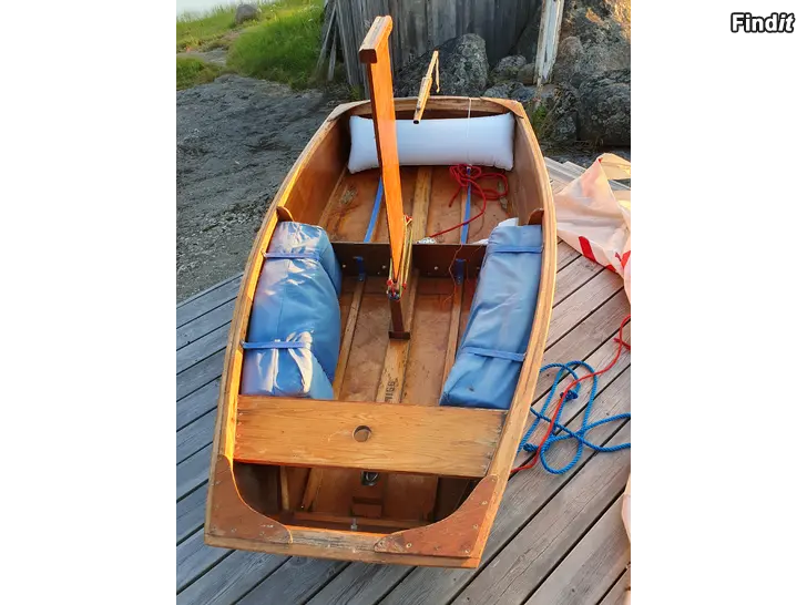 Säljes Optimist jolle