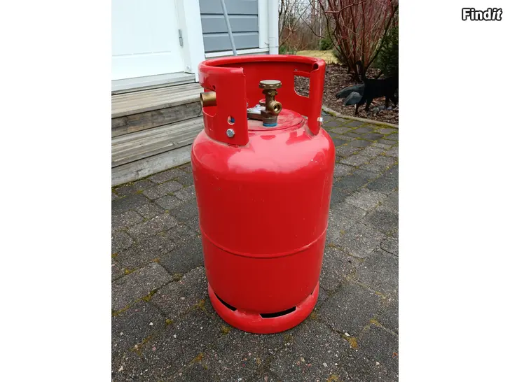 Myydään Tankattava nestekaasupullo