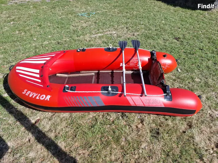 Myydään Myydään kumivene Sevylor ZX280  Mariner 2hv perämoottori