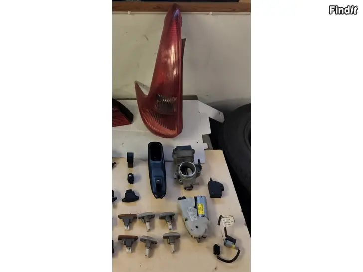 Myydään Lasinnostin kytkin raidetangon sisä laippakiristin