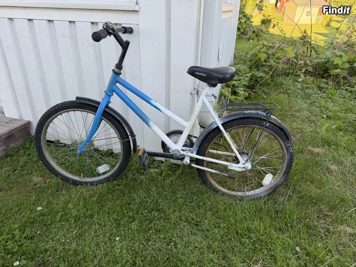 Myydään Barncykel / Lasten polkupyörä