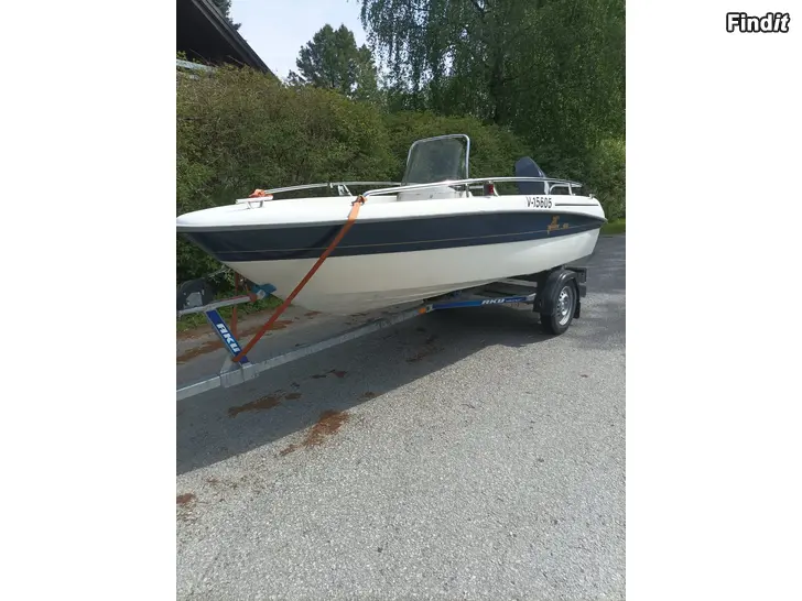 Säljes Båt Yamarin 4110 + Yamaha 40hp med trailer