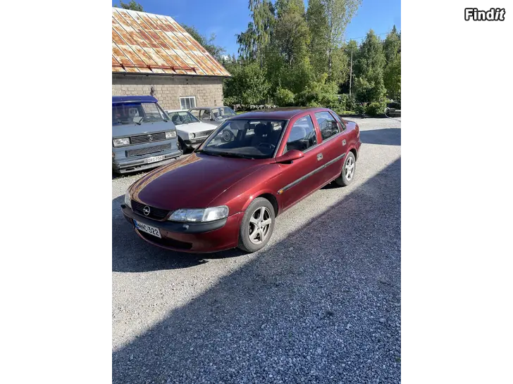 Myydään Opel Vectra