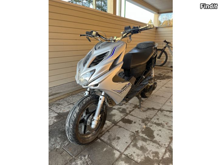 Säljes Yamaha Aerox R 2T